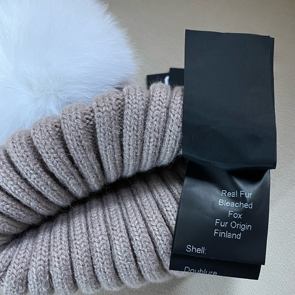 COPY - NWT Gorski Knit Hat with Fox Fur Pompom main image 4